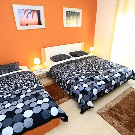 Viva Riva Apartman Zára